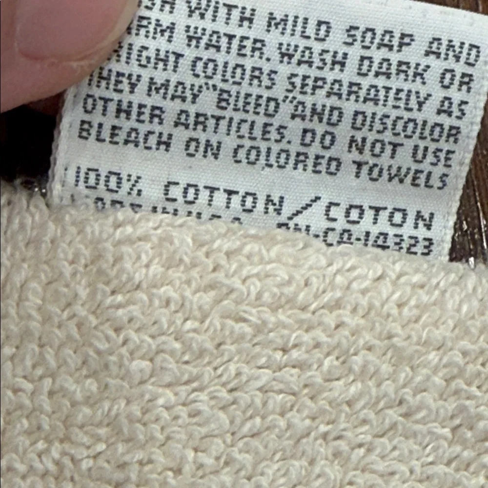 Vintage cream orange